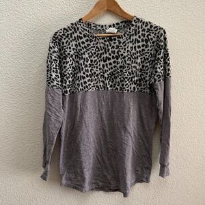 PINK Victoria's Secret Chest Pocket Long Sleeve Shirt XS Animal Print